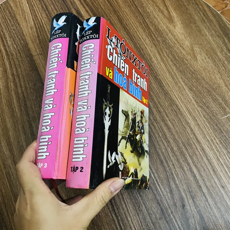 Chiến trang và hoà bình - tập 2-3 (bìa cứng)  970280