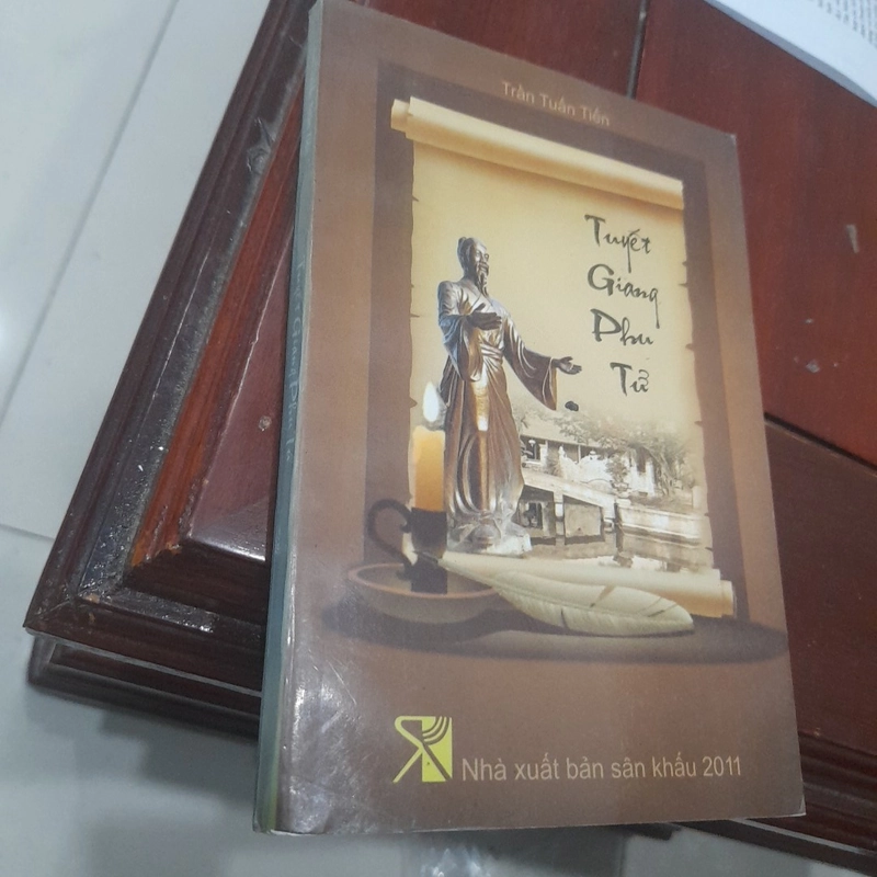 TUYẾT GIANG PHU TỬ (cuốn sách hay về Nguyễn Bỉnh Khiêm) 518677
