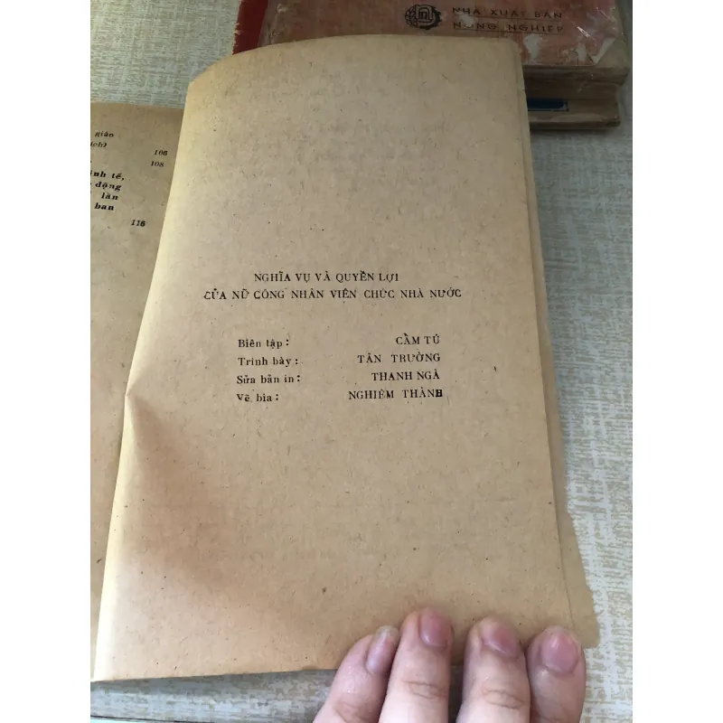 Nghĩa vụ và quyền lợi của nữ công nhân viên chức nhà nước 960295