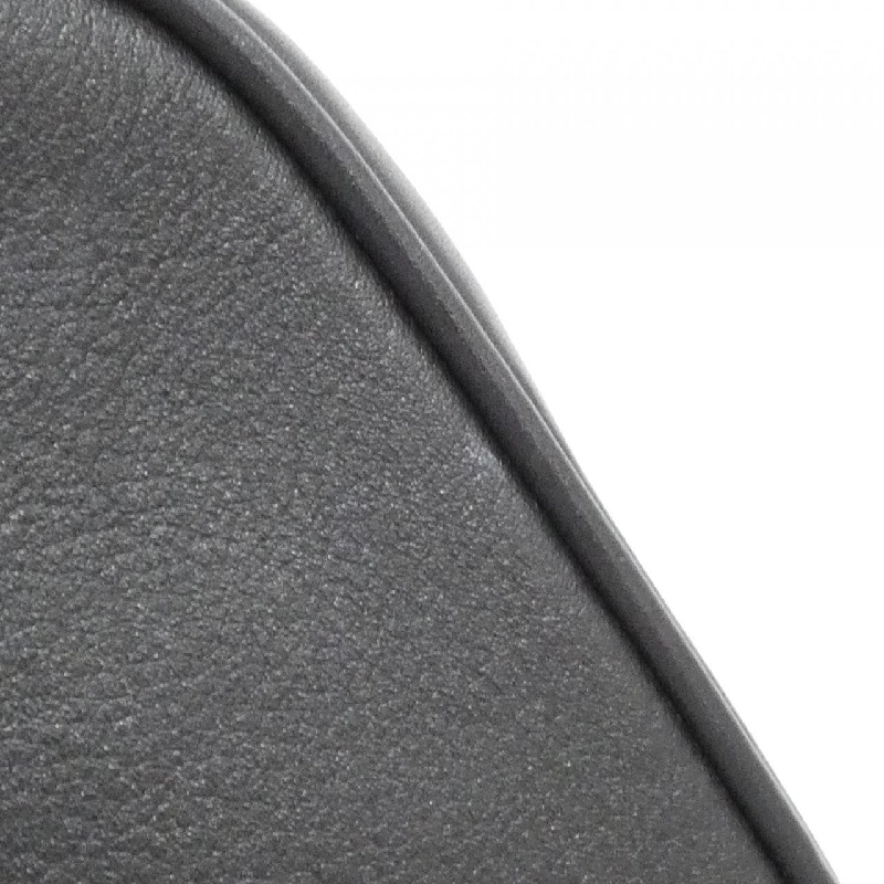 Túi đeo chéo tiện ích M80450 của Louis Vuitton 608956