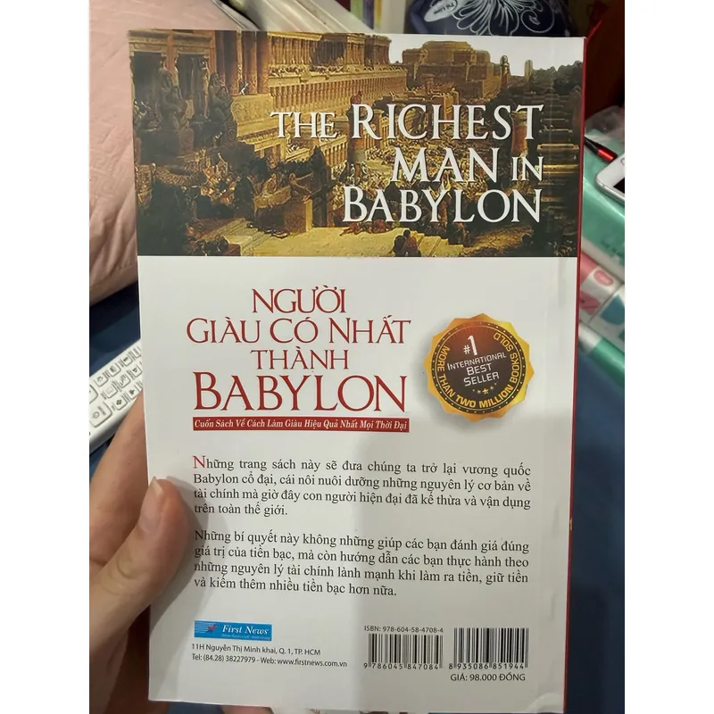 “Người giàu có nhất thành Babylon” - George Samuel Clason 1054624