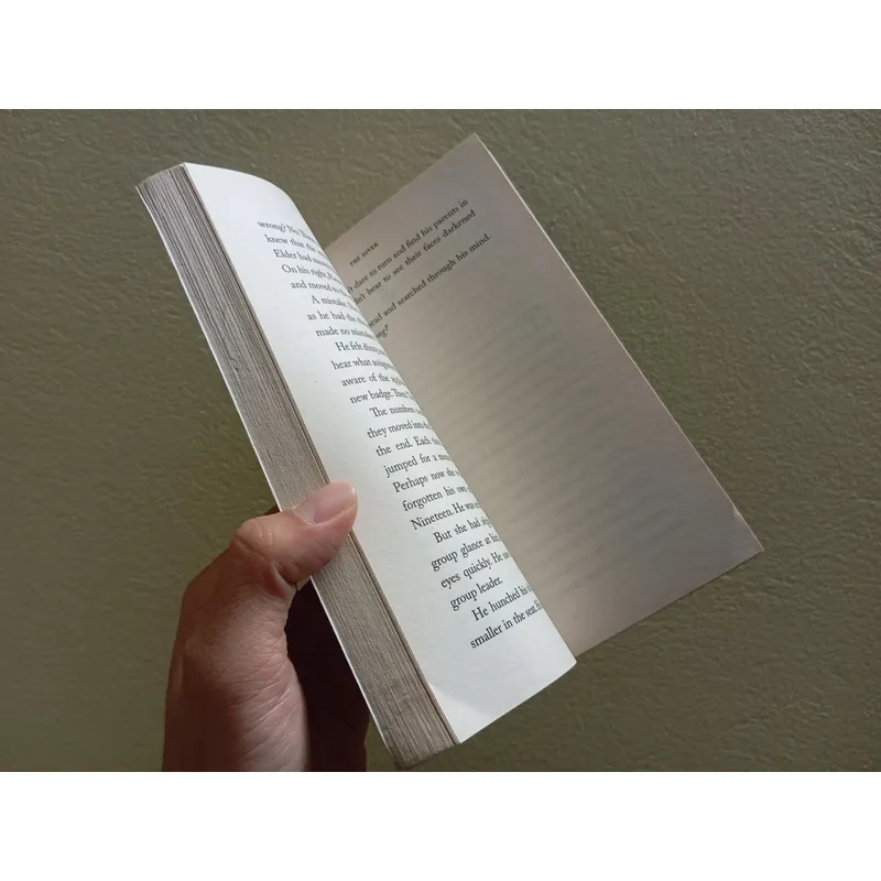 The giver, sách ngoại văn tiếng Anh english book  735994
