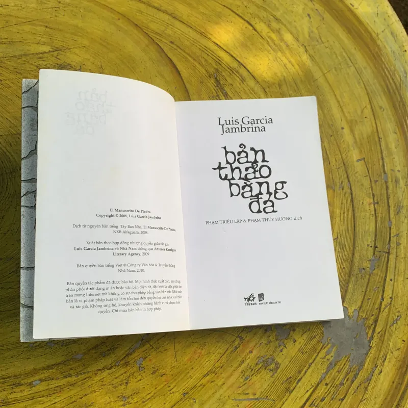  BẢN THẢO BẰNG ĐÁ - LUIS GARCIA JAMBRINA 747647