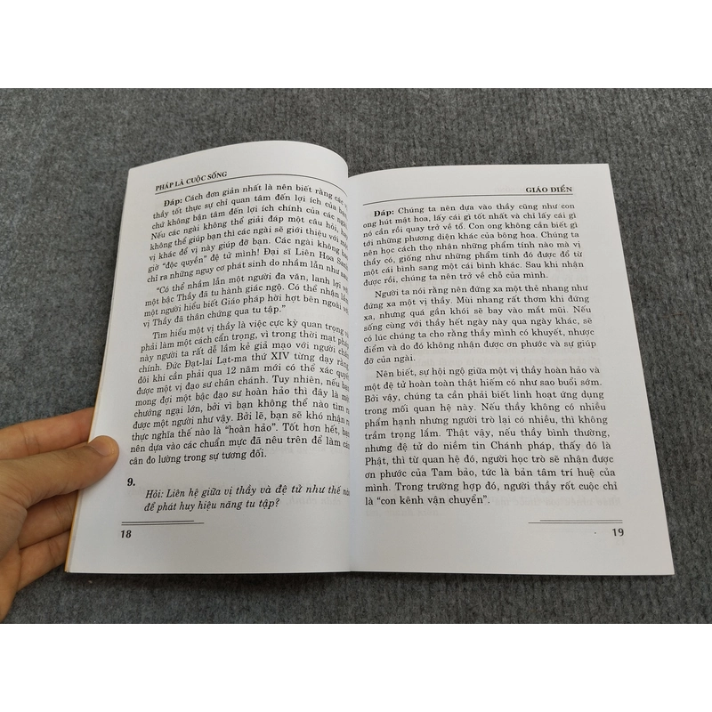 PHÁP LÀ CUỘC SỐNG THEO QUAN KIẾN MẬT GIÁO 494899