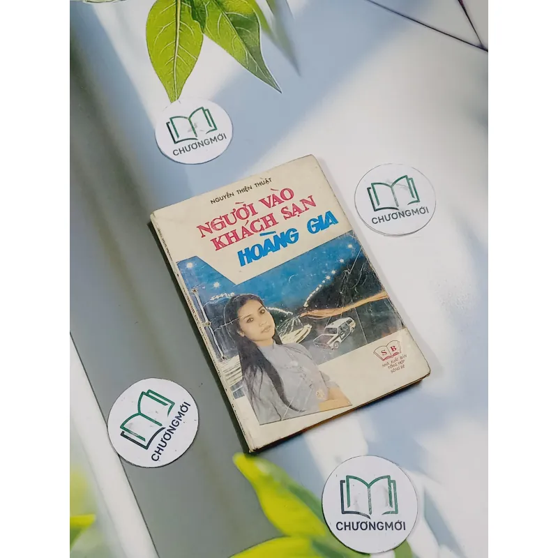 Người Vào Khách Sạn Hoàng Gia - Nguyễn Thiện Thuật 713874