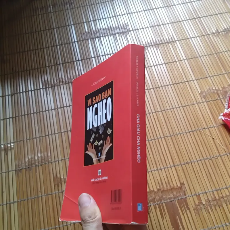 Cha giàu cha nghèo - Robert T. Kyosaki (Rich Dad Poor Dad) 558921