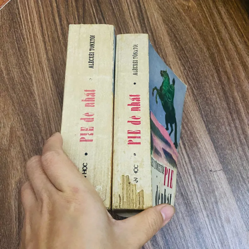 Bộ 2 quyển sách bao cấp 1988 - Pie đệ nhất - Aleksey Tolstoy#HATRA 934723