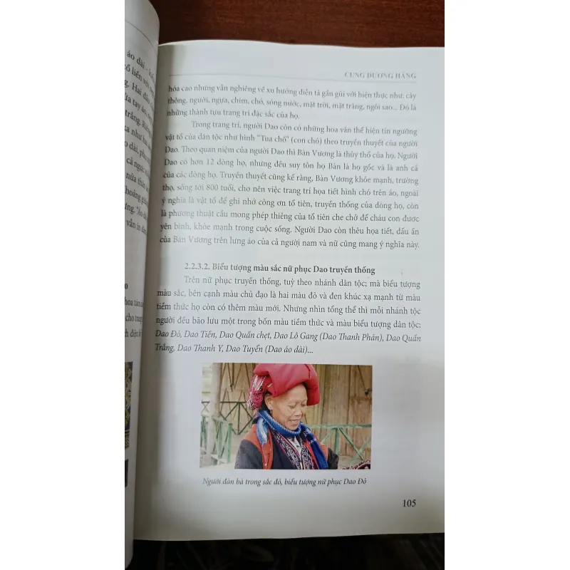 MỸ THUẬT NỮ PHỤC TRUYỀN THỐNG VIỆT NAM - CUNG DƯƠNG HẰNG 706422