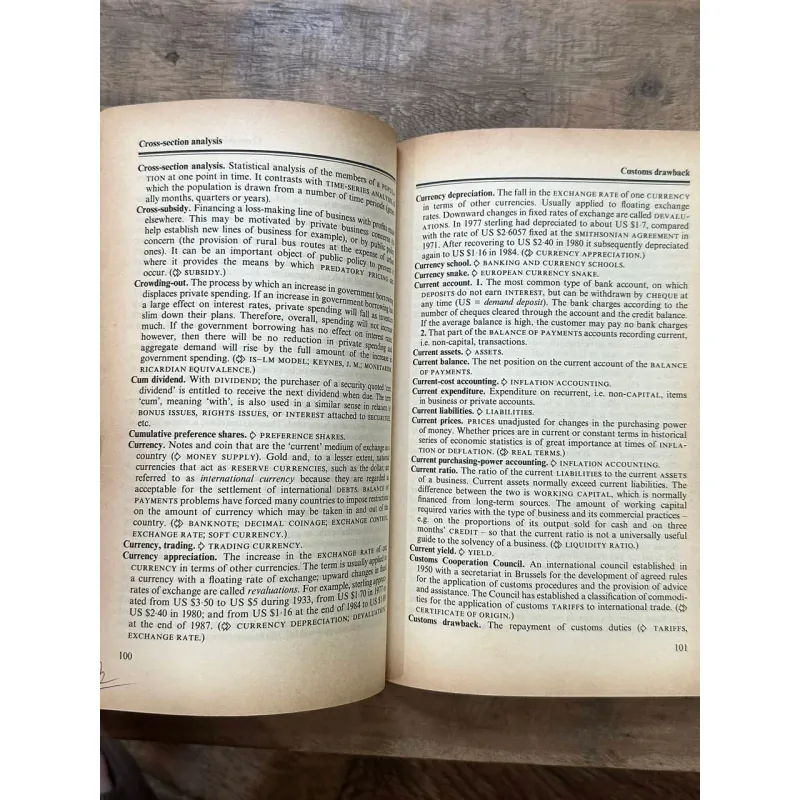 The Penguin Dictionary of Economics - Graham Bannock, R. E. Baxter, and Evan Davis 728992