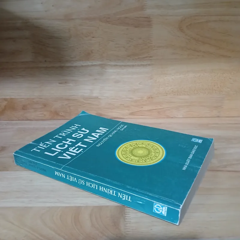 Tiến Trình Lịch Sử Việt Nam - Nguyễn Quang Ngọc chủ biên 714502