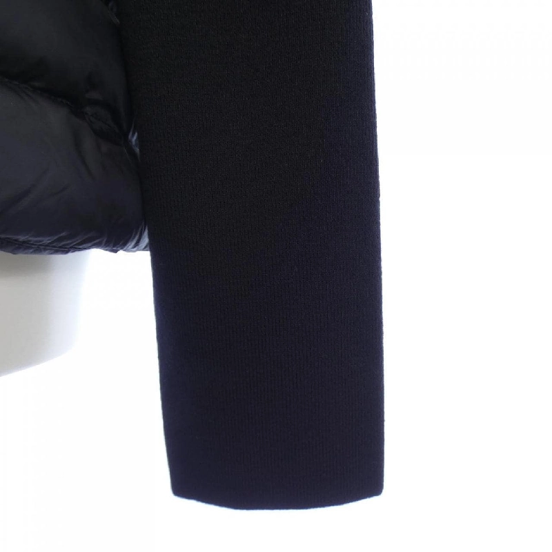 Áo khoác lông vũ MONCLER 635881