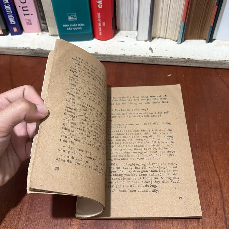 II Văn Học: Búp Bê Cho Người Lớn - Hồ Trung Tú - 1987 765530