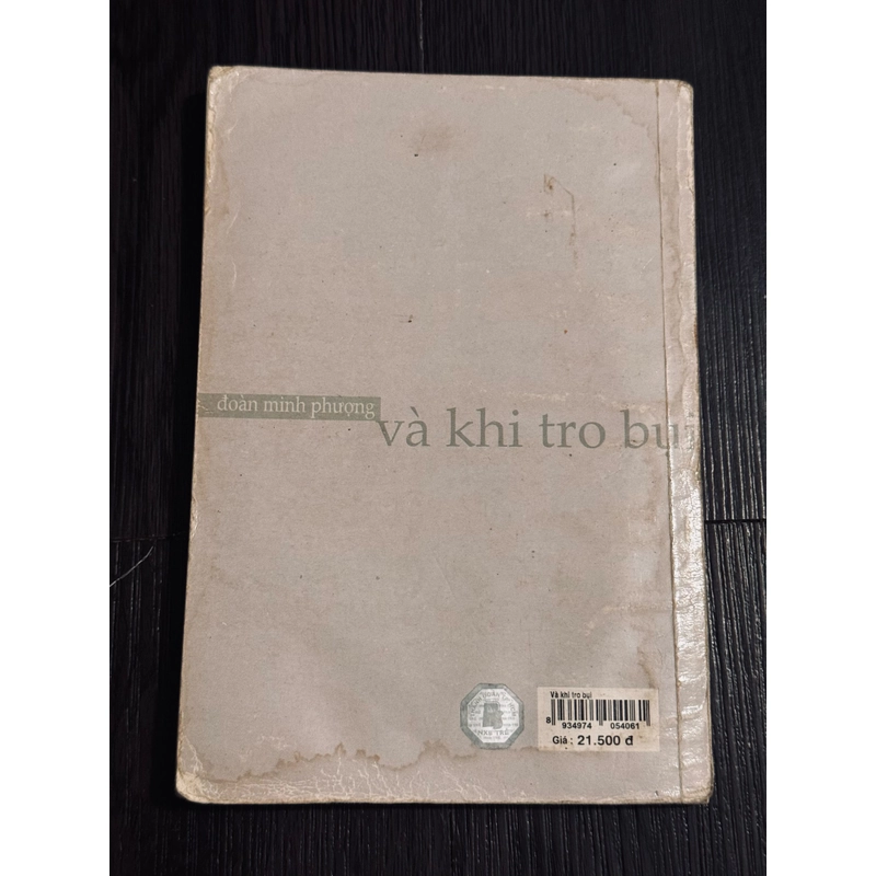 Và khi tro bụi (sách ko đẹp, đọc mô tả) 538114