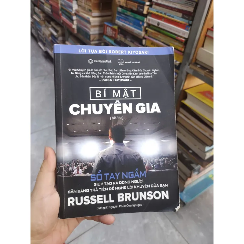 Sách: Bí mật chuyên gia - Russell Brunson (B1) 716408