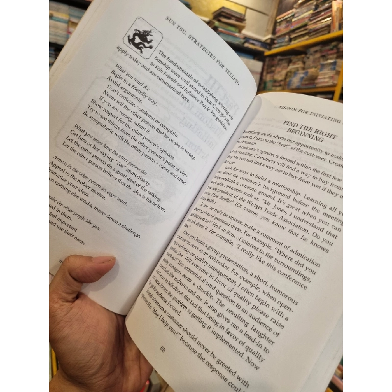 SUN TZU STRATEGIES FOR SELLING : How To Use The Art Of War To Build Lifelong Customer Relationships - G.A. Michaelson & Steven W. Michaelson 198103