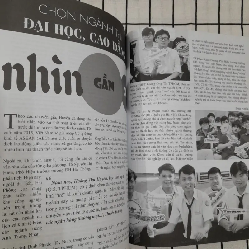 CẨM NANG HƯỚNG NGHIỆP- TUYỂN SINH 2024. Trung tâm Hướng nghiệp TP.HCM 792411