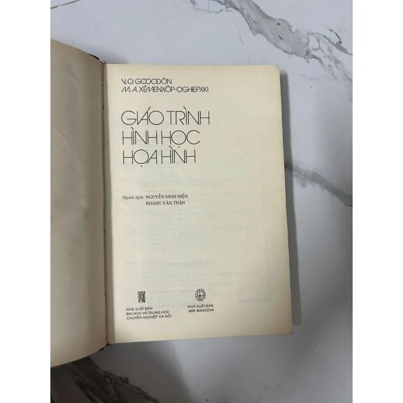Giáo trình Hình học họa hình - V.O. Goocđôn & M.A. Xêmenxôp-Oghiepxki 991601