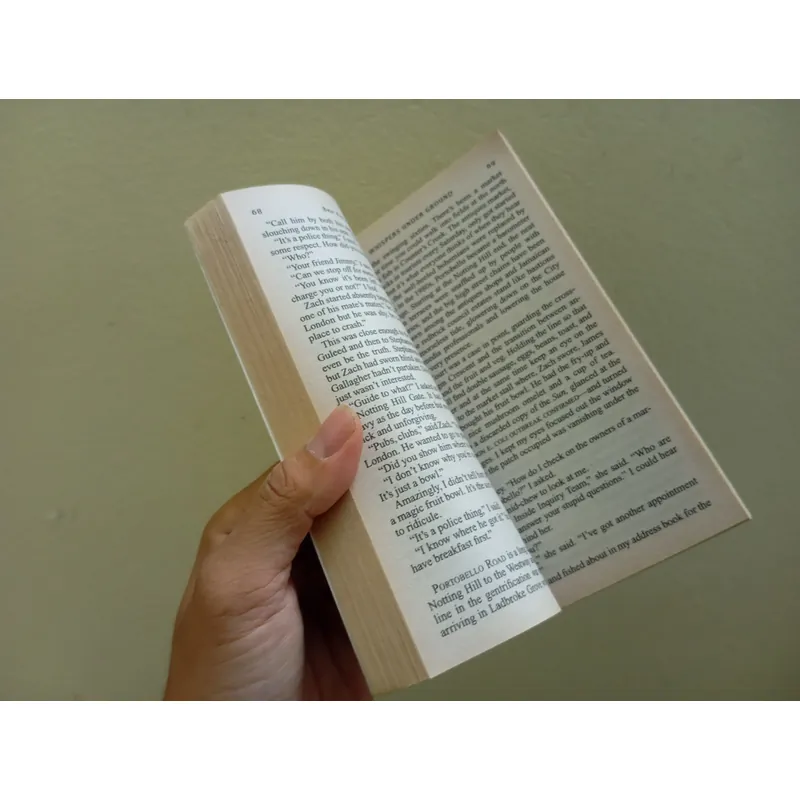 Whispers underground,sách ngoại văn tiếng Anh, english book, tiểu thuyết  675002