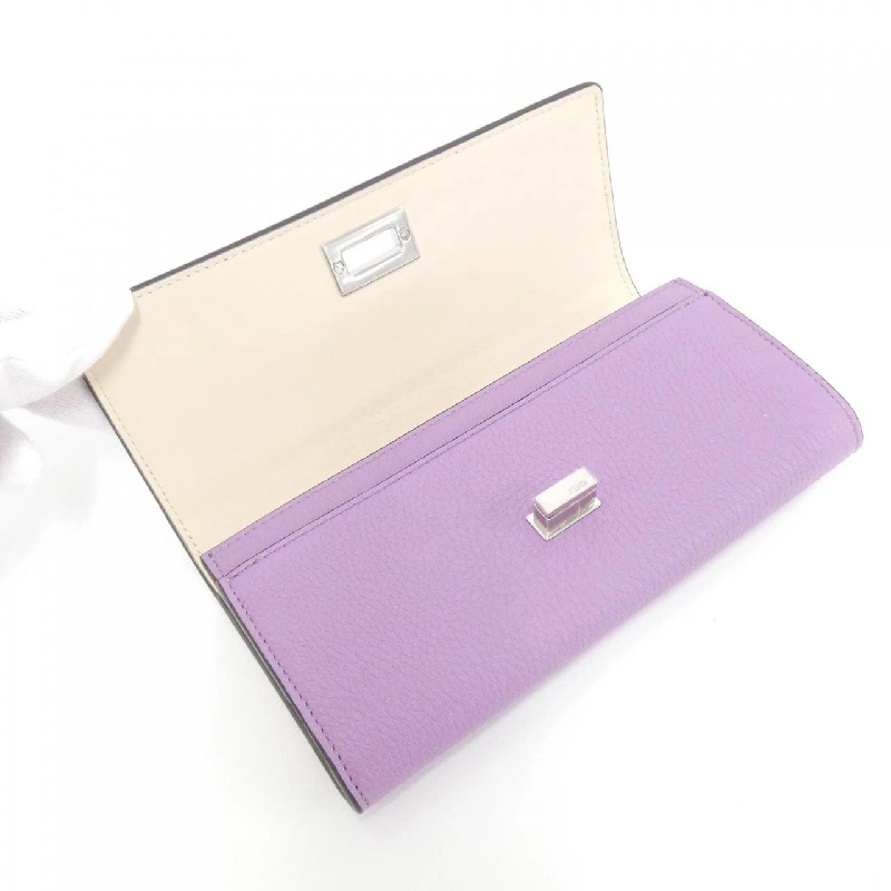 Ví Fendi Peekaboo 8M0427 A91B 623759