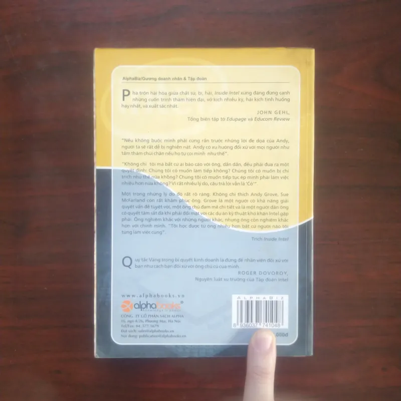 [Sách Kinh Tế] Inside Intel - Câu Chuyện Về Andy Grove Và Tập Đoàn Intel (Tim Jackson) 907643