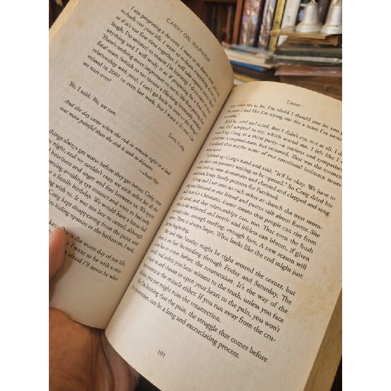 Carry On, Warrior : The Power of Embracing Your Messy, Beautiful Life - Glennon Doyle Melton 363951