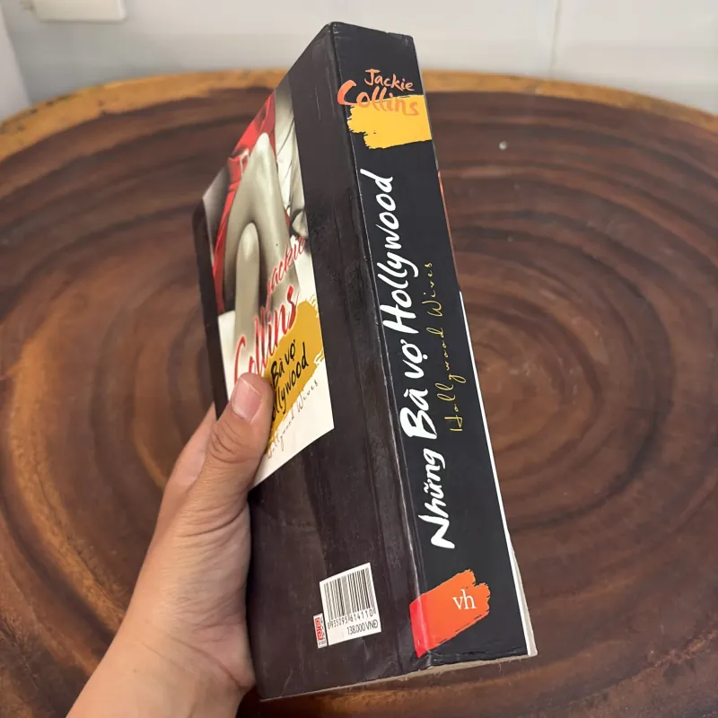 II Tiểu Thuyết: Những Bà Vợ Hollywood - Jackie Collins - 2012 1010431