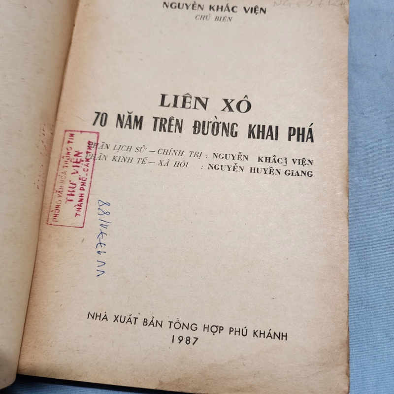 Liên Xô 70 năm trên đường khai phá | Nguyễn Khắc Viện | 1987 478858