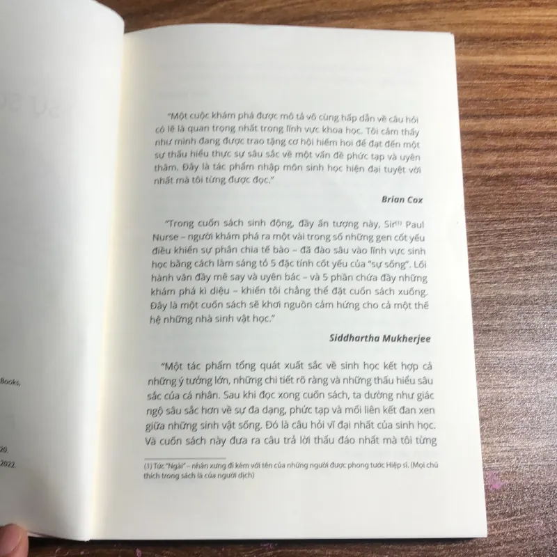 Sự sống là gì? 989814