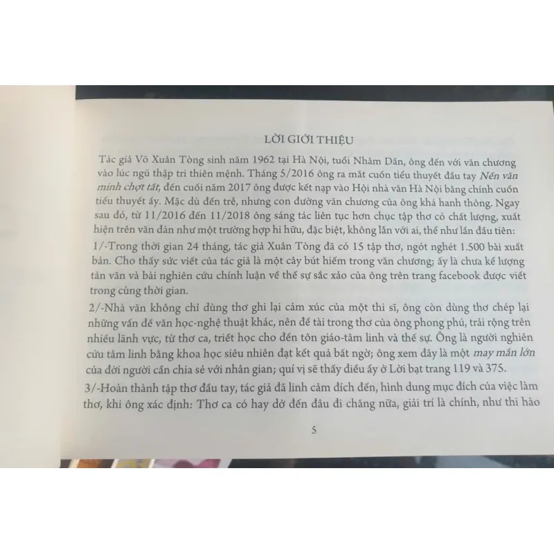 Xuân Tòng Và Sáu Tập Thơ 736339