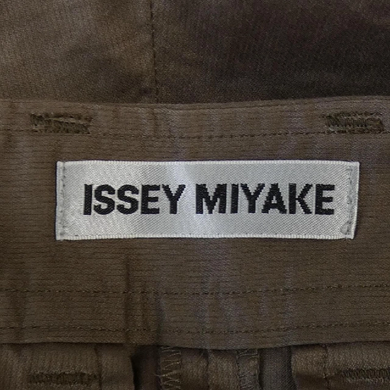 Quần ISSEY MIYAKE 651210