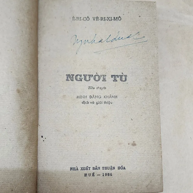 Tiểu thuyết NGƯỜI TÙ  708918