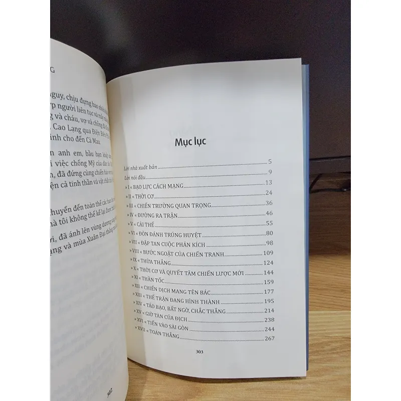 Đại thắng mùa xuân - Hồi ký đại tướng Văn Tiến Dũng 558886