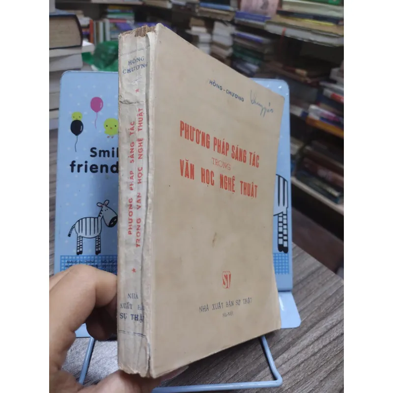 Sách: Phương pháp sáng tác trong Văn học nghệ thuật - Tác giả: Hồng Chương (A3) 597488