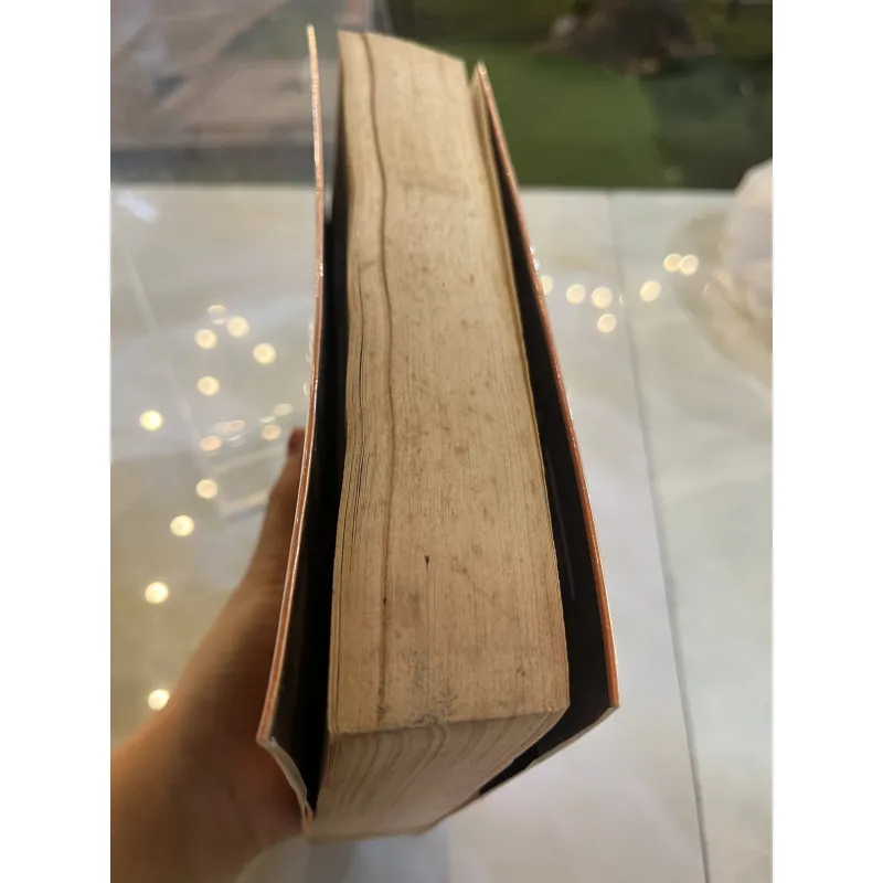 CÔ GÁI MÙ CHỮ PHÁ BOM NGUYÊN TỬ - JONAS JONASSON ( PHẠM HẢI ANH ) 1036191