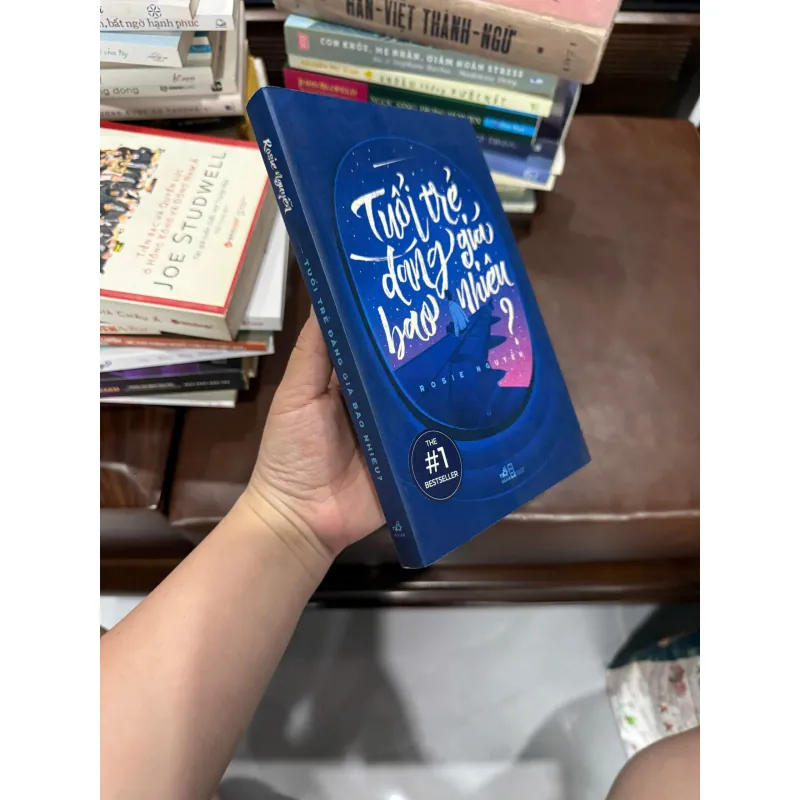 Tuổi trẻ đáng giá bao nhiêu?- K5 1032694