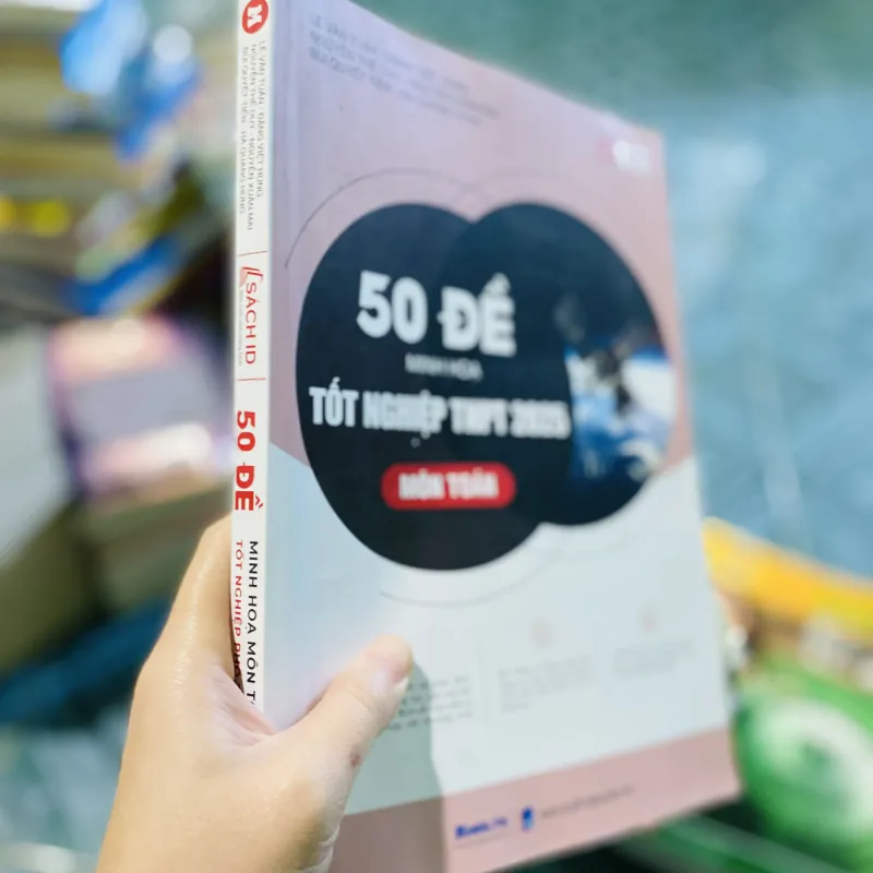 50 Đề Minh Họa Môn Toán Học TNPT 2025 752283