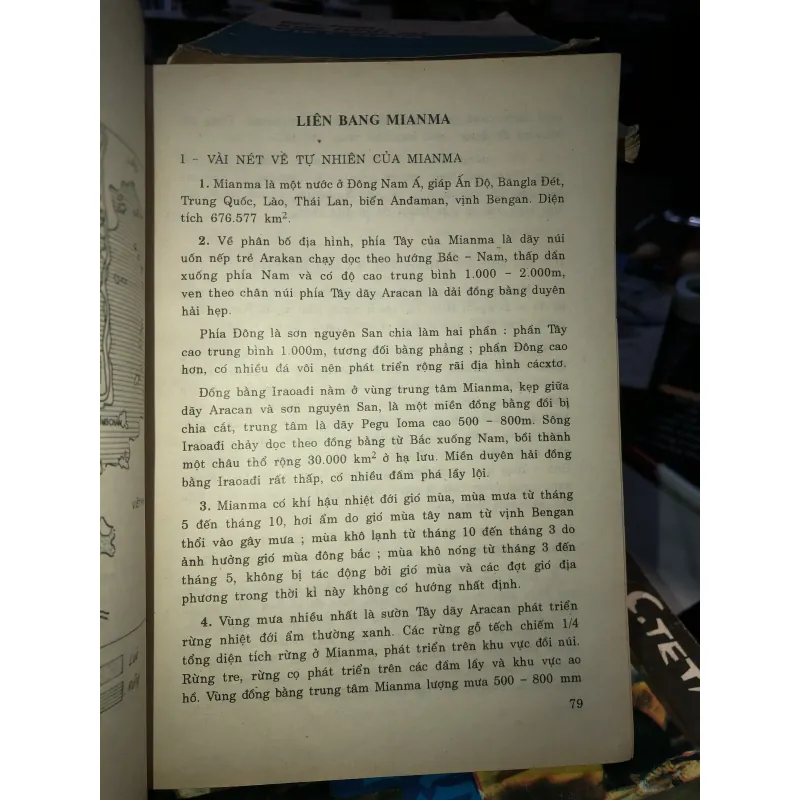 Địa lý Đông Nam Á (Những vấn đề kinh tế - xã hội) - Phan Huy Xu & Mai Phú Thanh 1031457