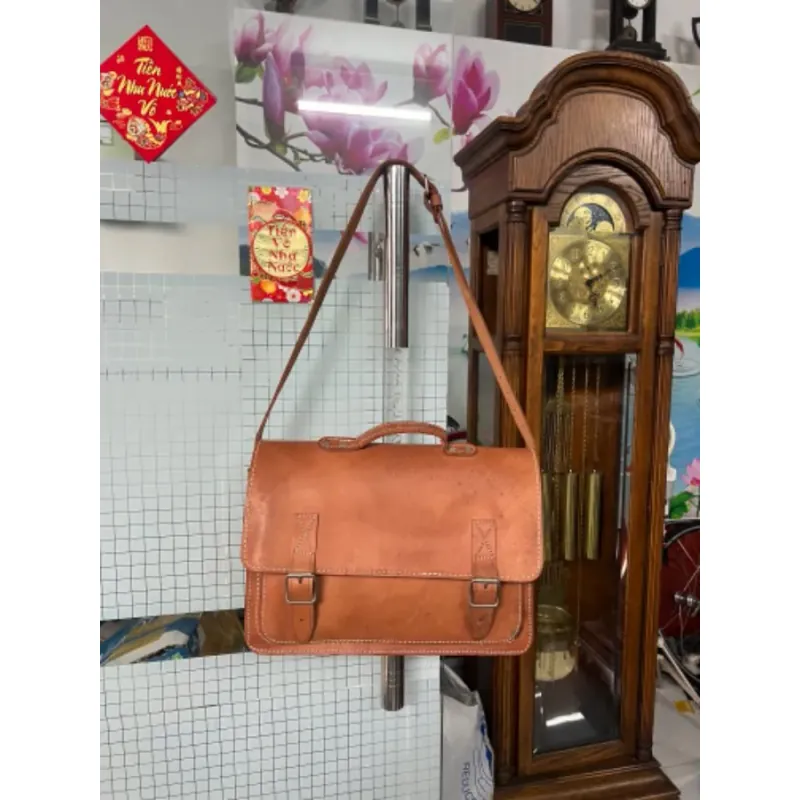 Cặp da USA màu da bò , da nguyên miếng 961444