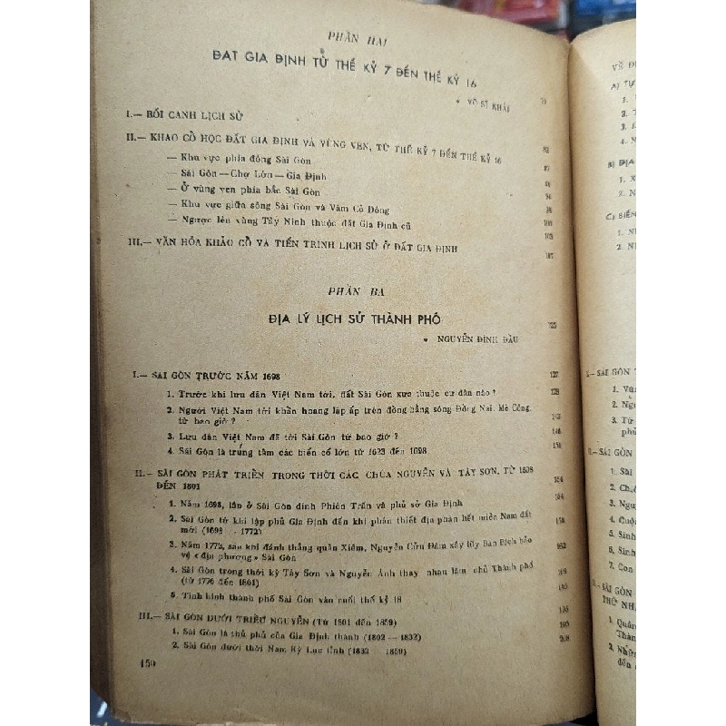 Địa chí văn hoá thành phố Hồ Chí Minh - Trần Văn Giàu & nhóm biên soạn ( sách khổ to ) 126599