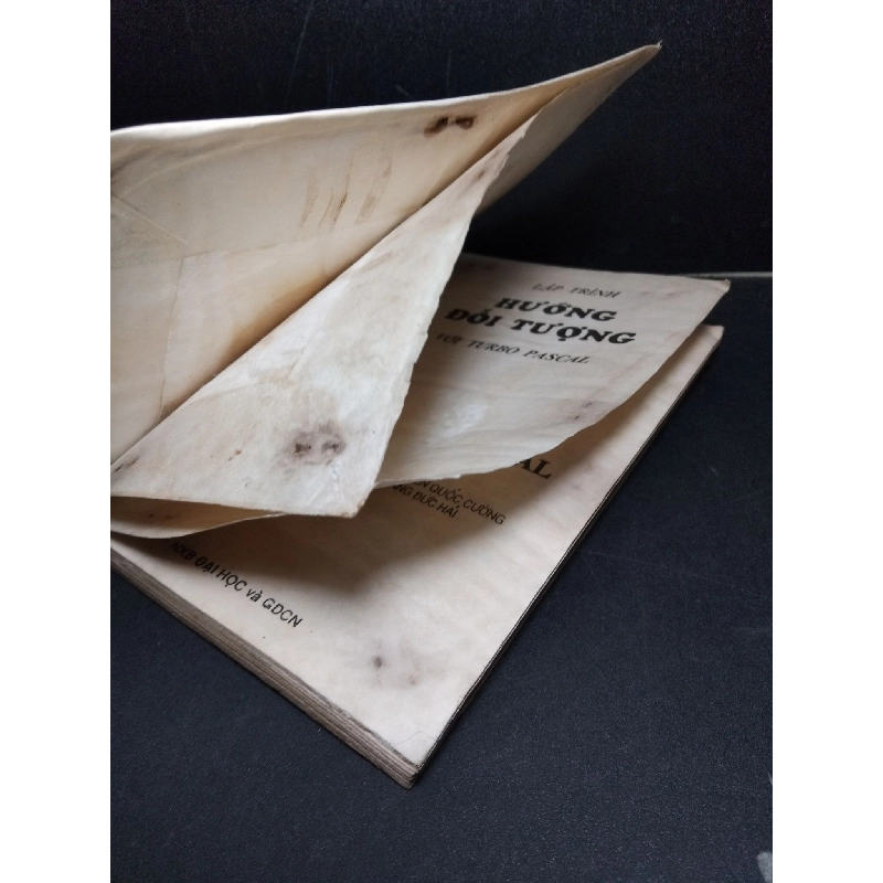 Lập trình hướng đối tượng với Turbo Pascal mới 60% ố vàng, ẩm nặng, có bấm ghim và viết chữ trang đầu 1992 HCM2103 GIÁO TRÌNH, CHUYÊN MÔN 918739