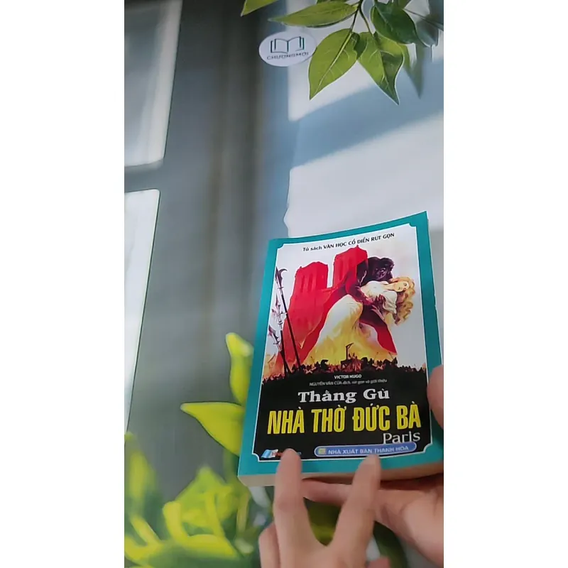 Thằng gù nhà thờ Đức Bà - Victor Hugo 607753