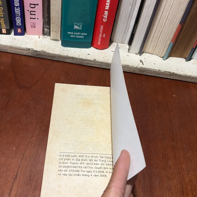 [Chữ Ký Tác Giả] - II Truyện Dài: Con Chó Hoang Và Những Điều Bí Ẩn - Nguyễn Thị Bích Nga 755413