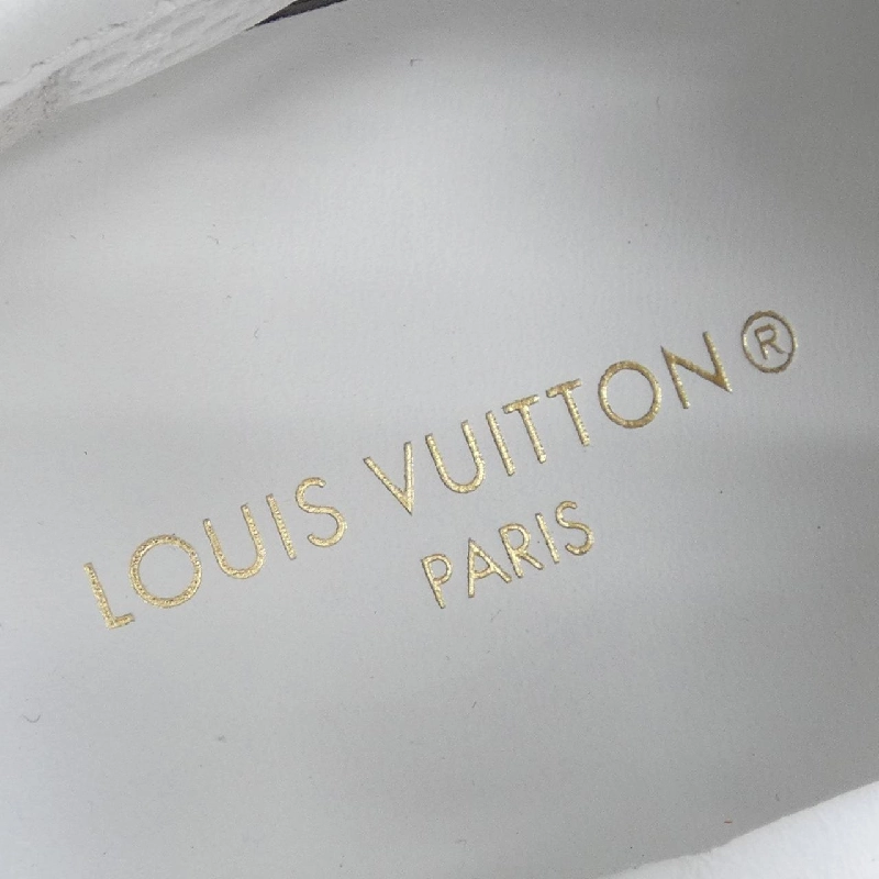Giày thể thao LOUIS VUITTON 660069