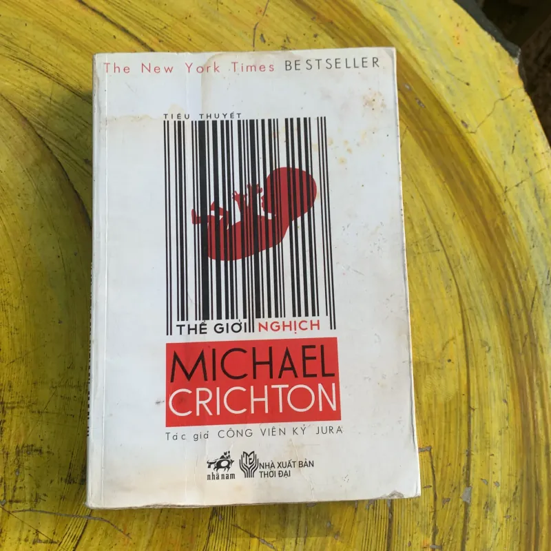THẾ GIỚI NGHỊCH - MICHAEL CRICHTON 747663