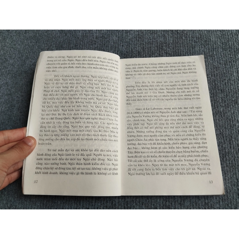 CHÂN DUNG CÁC VUA NGUYỄN TẬP 1 551724