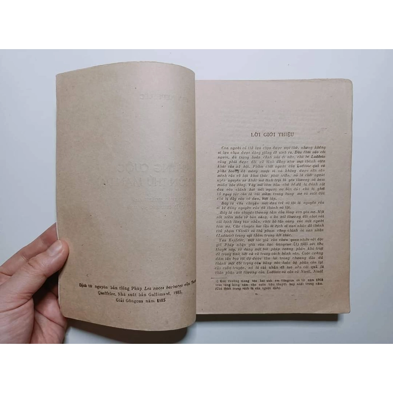 Những Cuộc Hôn Thú Man Dại - Yan Kepfêlêc
 309416