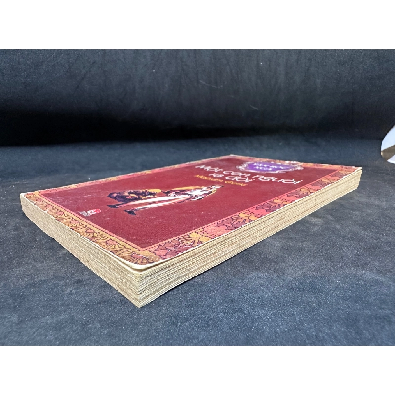 Một Con Người Ra Đời, Văn Học Nga - Macxim Gorki, Mới 70% (Ố Vàng, Có gạch chân), 2004 SBM0307 Oreka-Blogmeo 179451