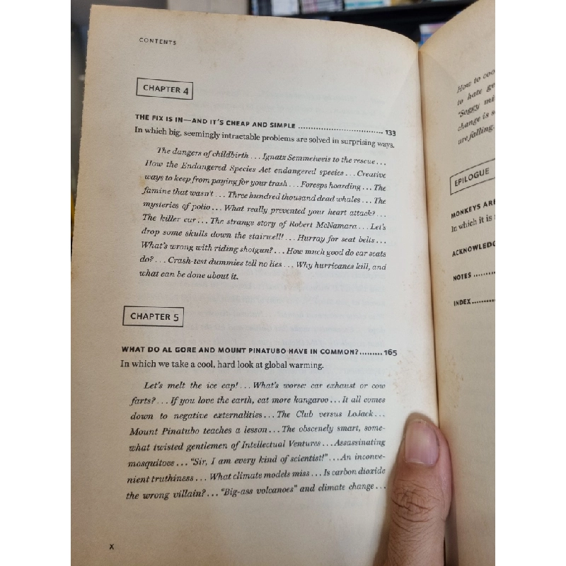 SUPER FREAKONOMICS : Global Cooling, Patriotic Prostitutes and Why Suicide Bombers Should Buy Life Insurance - Steven D. Levitt & Stephen J. Dubner 198136