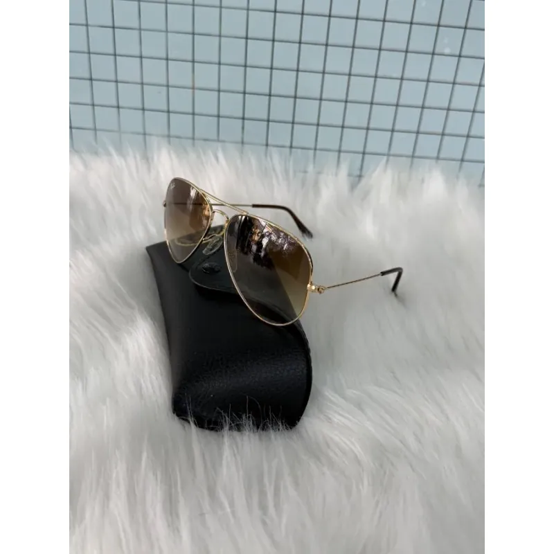 kính mát RAY-BAN tròng màu trà 934840