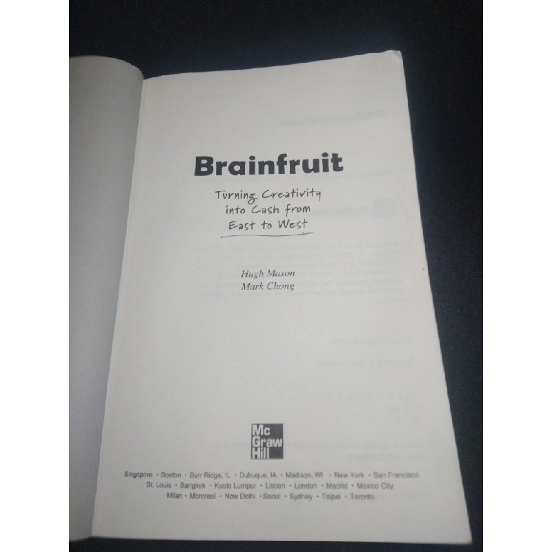 Brainfruit: Turning Creativity into Cash from East to West mới 70% ẩm ố nhẹ có viết vào sách HCM.BMT0612 28146